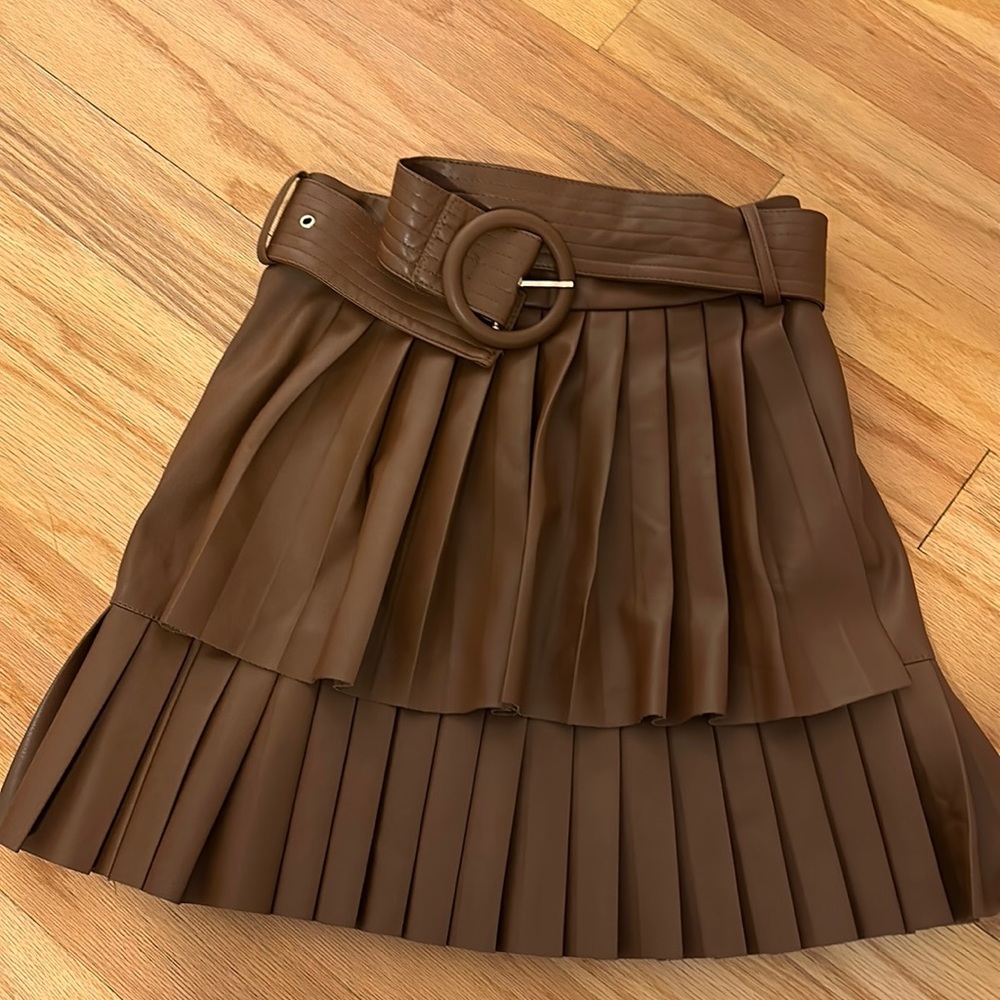 Zara vs faux vegan leather brown pleated mini skirt